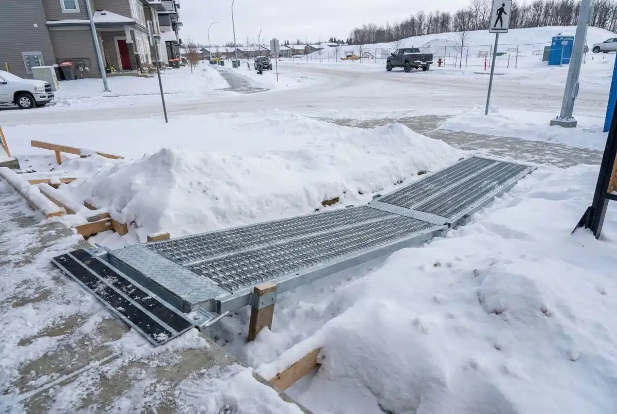 Standard Walkway planks in snow